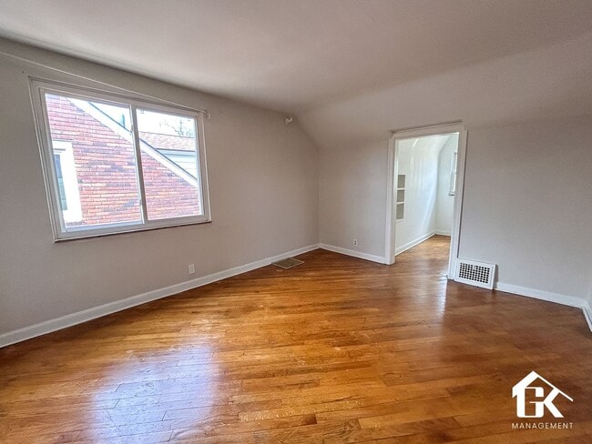Photo - 18461 Washburn St Unit 18461 Washburn Upper
