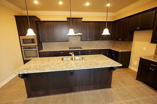 Photo - 63 Silent Cir Dr