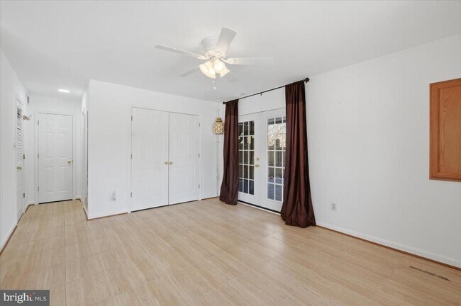 Photo - 4700 Warm Hearth Cir