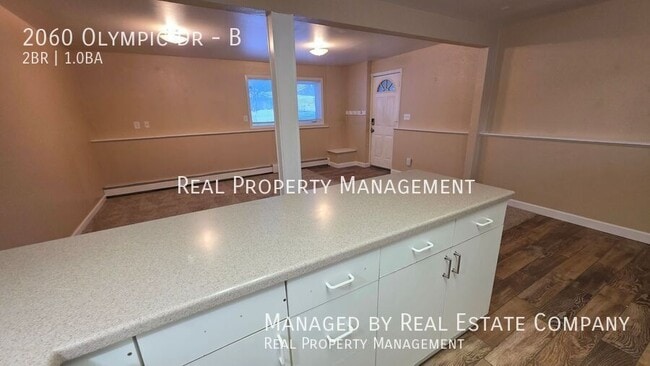 Photo - 2060 Olympic Dr Unit B