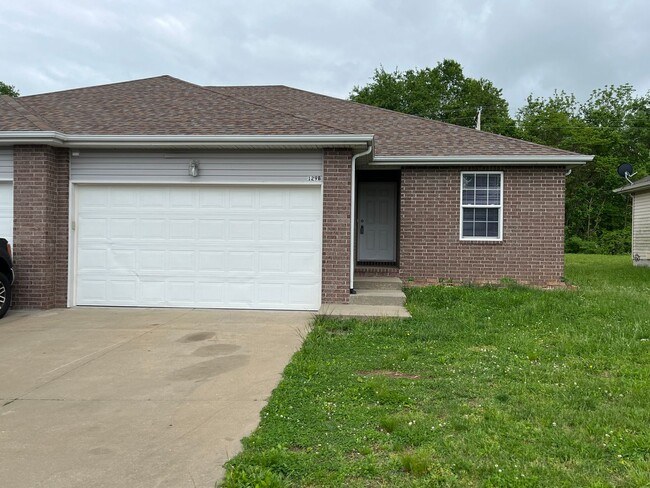 Photo - 129 Bailey Cir Apartamento Unidad B