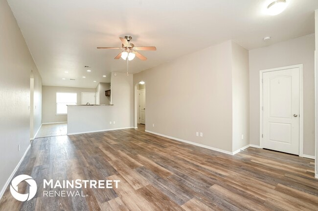 Photo - 2110 Bradford Ln