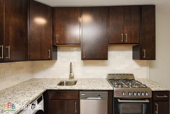 Photo - 454 W Barry Ave Unit M00B