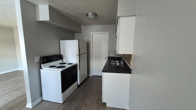 Photo - 262 E Nottingham Rd Unit 3