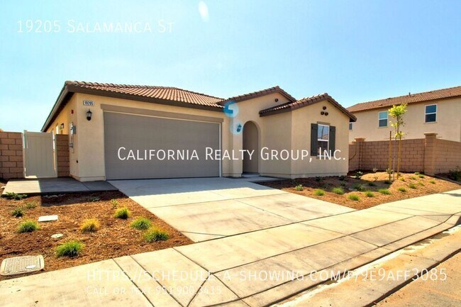 Photo - 19205 Salamanca St