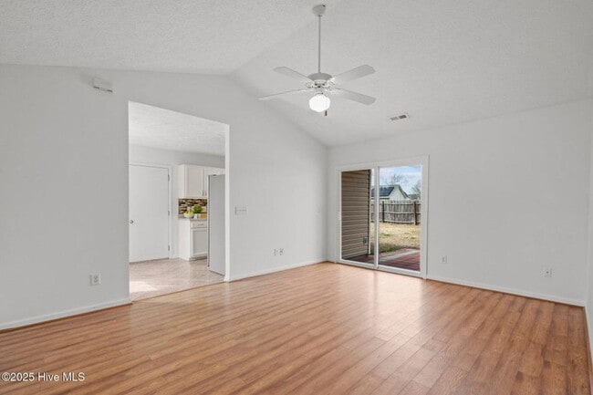 Photo - ALAMOSA PLACE