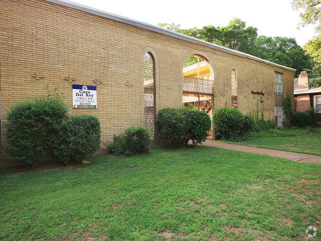 Building Photo - University Crossings Rental