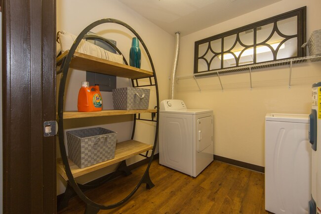 Photo - Kitty Hawk Apartments
