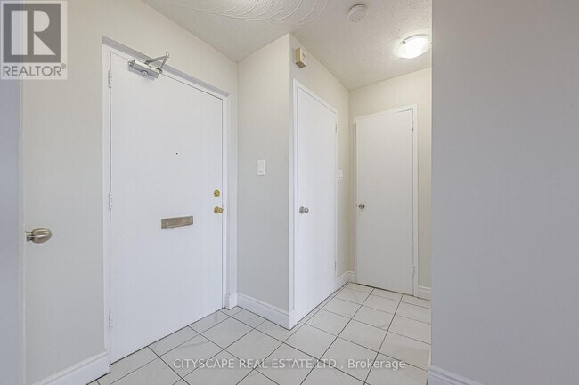Photo - 100 Rowena Dr Unit 712