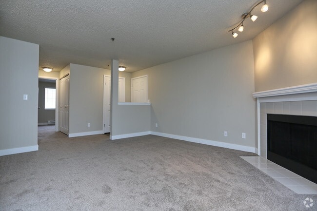 Mallard Pointe at Riverbend