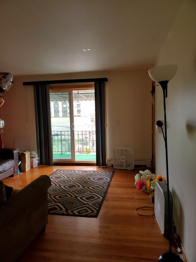 Photo - 7805 Park Ave Unit 2ND FLOOR