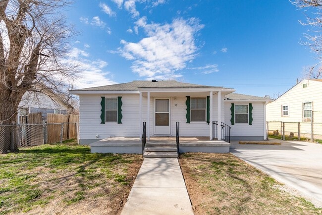 Photo - 2 bedroom home for lease!