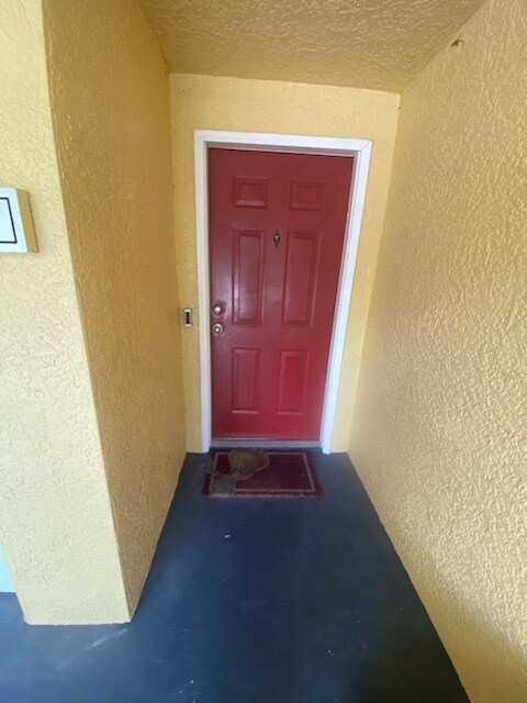 Photo - 2113 Shadow View Cir