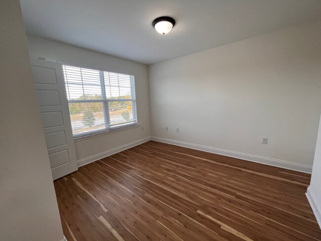 4608 Crossing Ct Unit 203
