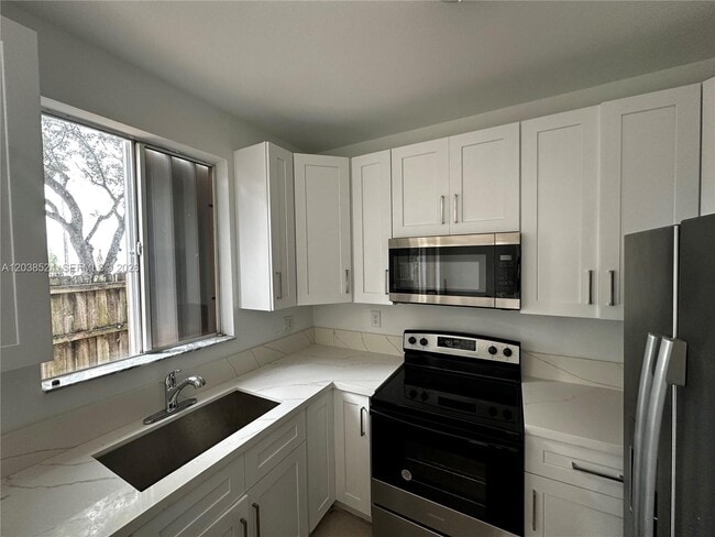 Photo - 2452 SE 14th Ave