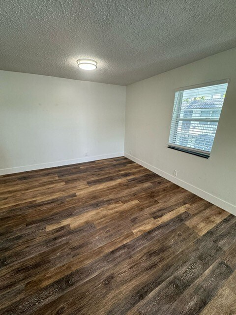 Photo - 2500 Johnson St LLC