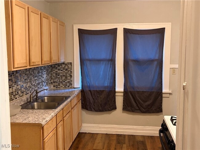 Photo - 922 Helmsdale Rd Unidad 2/UP