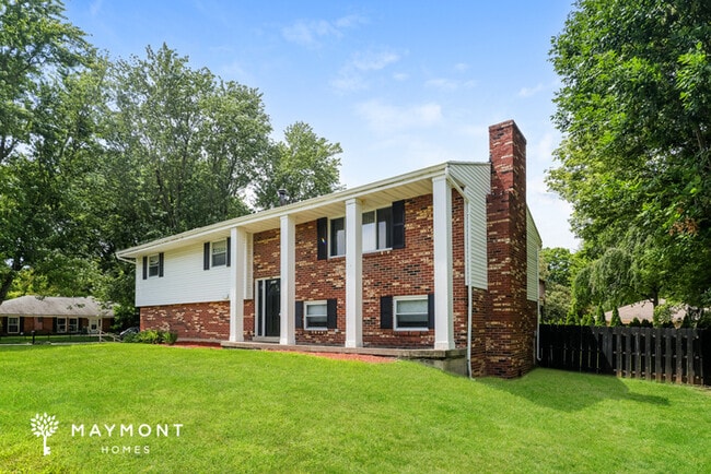 Building Photo - 9715 Stagecoach Dr S Rental