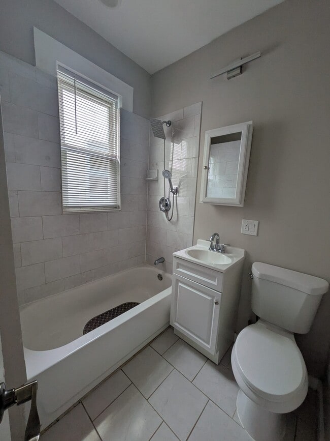 Photo - 10 Sheffield St Unit 2L