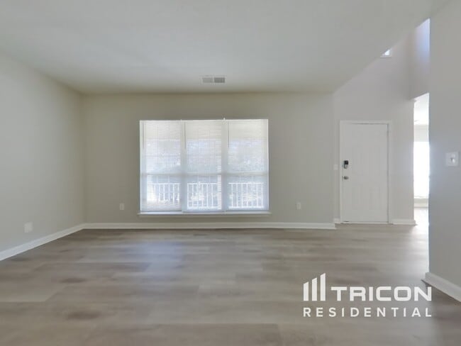 Photo - 5132 Meadows Lake Dr