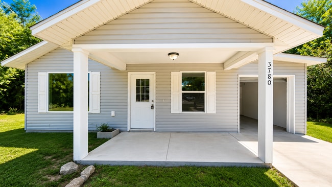 Photo - Charming 3 Bedroom, 2 Bathroom Home for Rent in Summerfield, FL