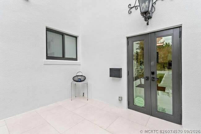 226 Oleander Ave