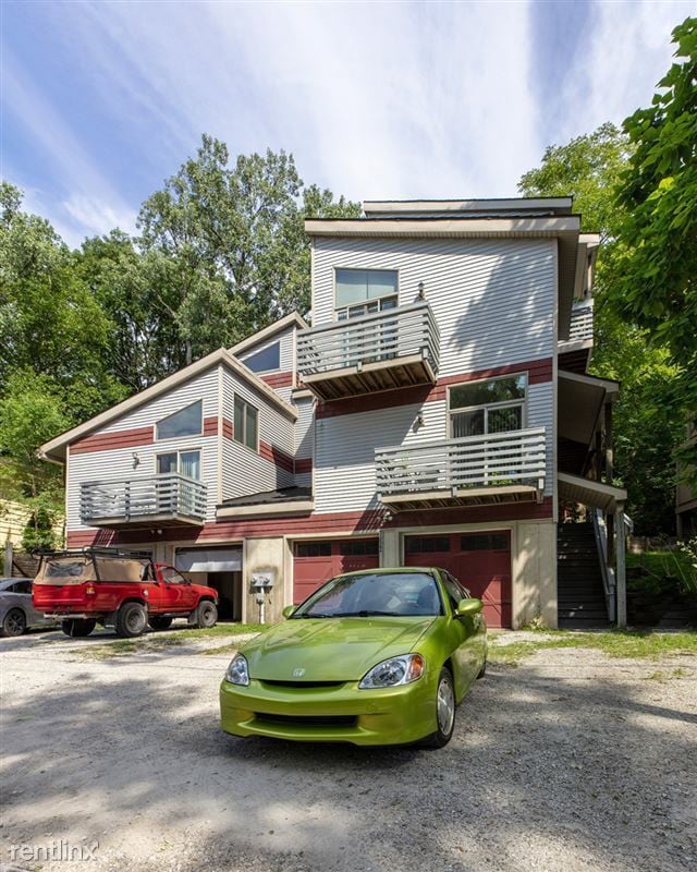 Photo - 1556a Jones Dr