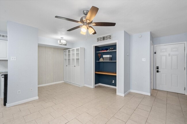 Photo - 1840 Burton Dr