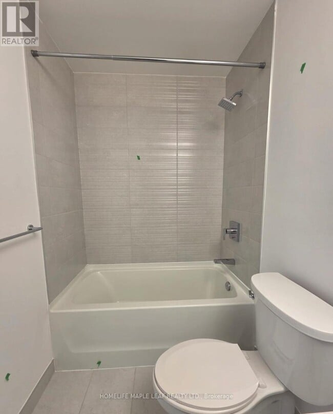 Photo - 75 James St S Unit 1916