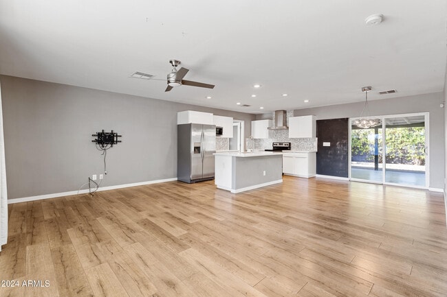 Photo - 1832 E Campbell Ave