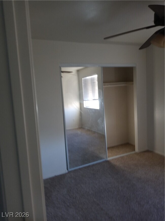 Photo - 1432 Evening Song Ave