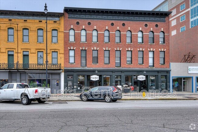 Building Photo - 1246 Broad St Rental