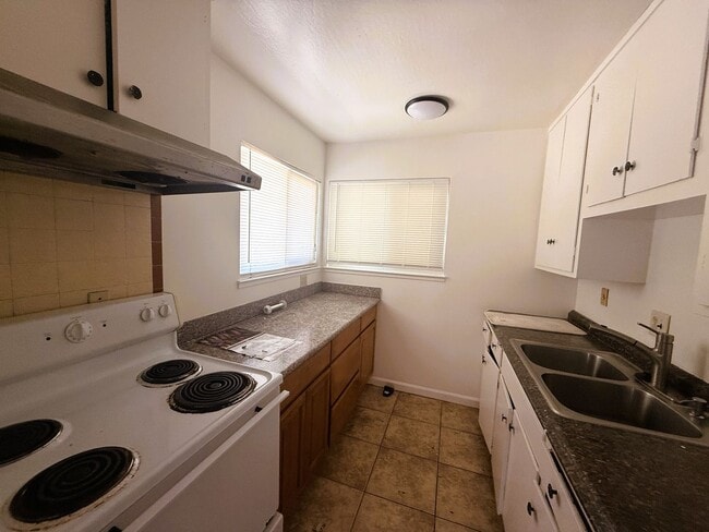 Photo - 2029-2035 Key Blvd Unit 2035