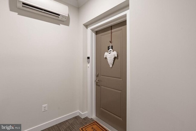 Photo - 46294 Mount Milstead Ter Unidad 200