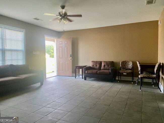 Photo - 103 Ronald Pride Blvd