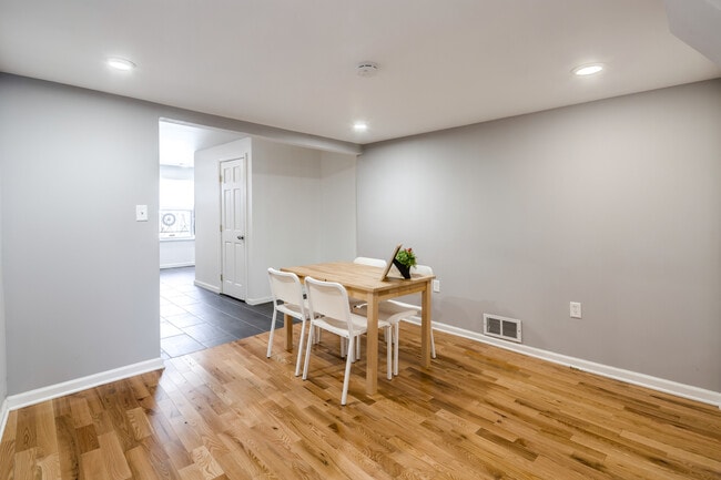 Photo - 2144 E Arizona St