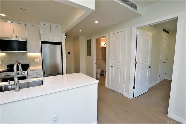 Photo - 41-26 44th St Unidad 3C