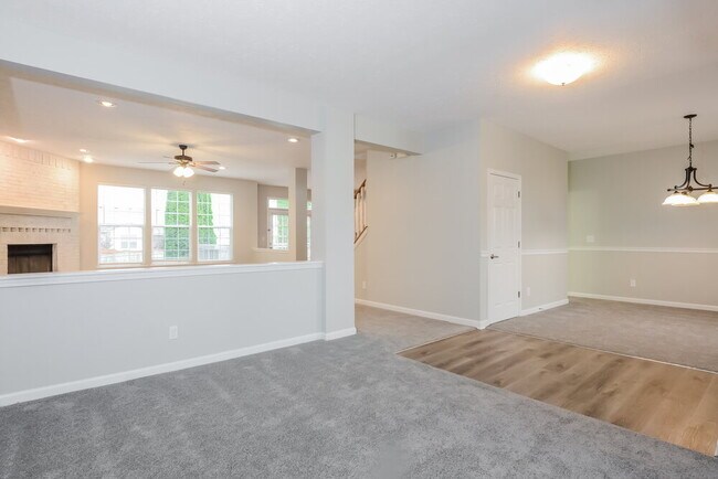 Photo - 1903 Windsor Ln