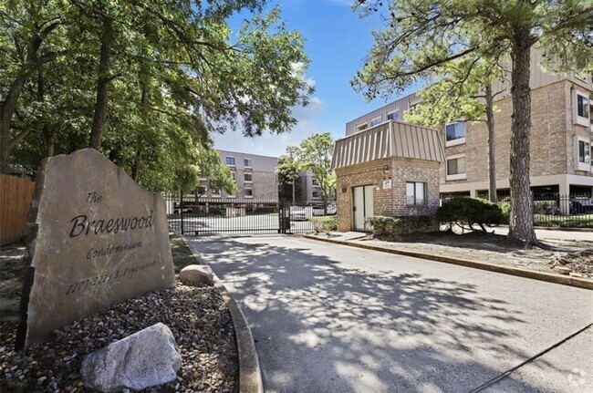 Building Photo - 2207 S Braeswood Blvd Unit 42A Rental