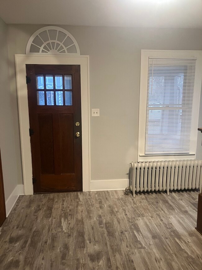 Photo - 607 E Farnum Ave