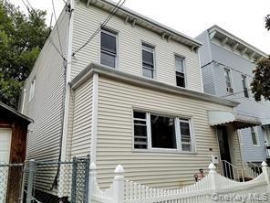 Building Photo - 20-27 121st St Unit 2FL