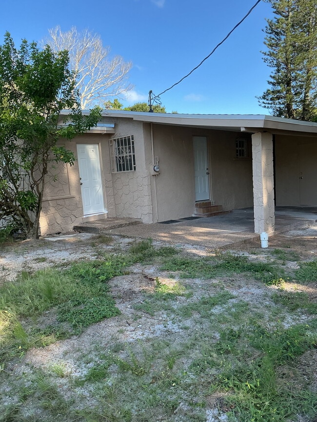 Photo - 2605 Ave F