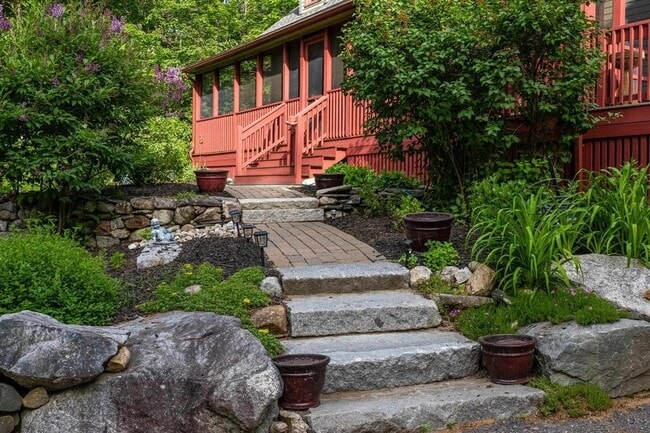 Photo - 34 Mirror Lake Dr