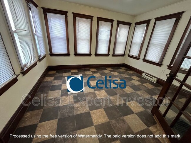 Photo - 1013 Stophlet St Unit 1