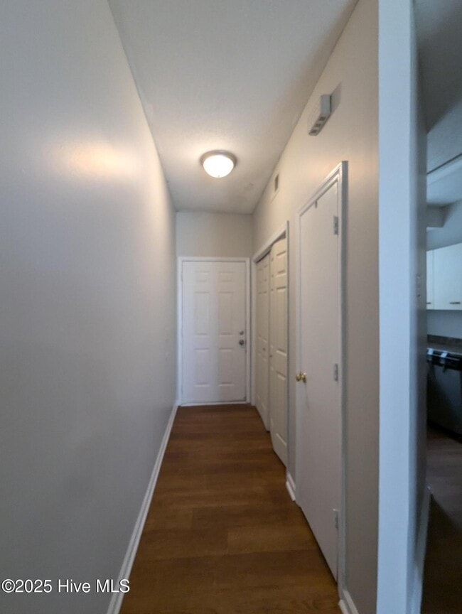 Photo - 4210 Wilshire Blvd Unit 103