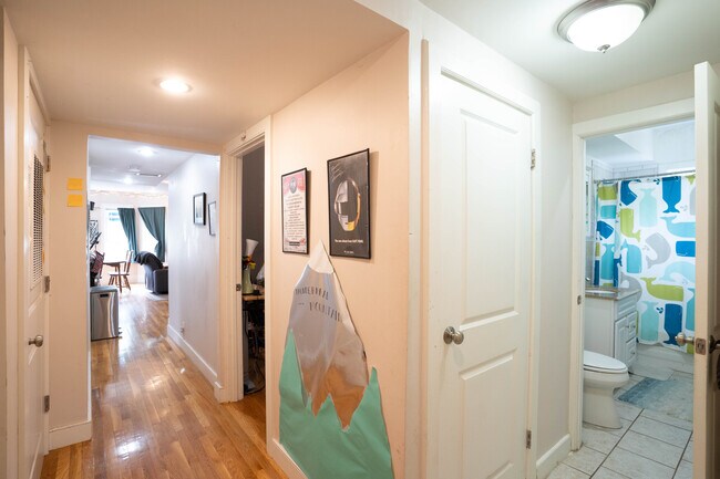Photo - 66 Mozart St Unit 3