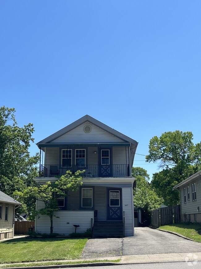 Building Photo - 3617 Madison Rd Unit #2 Second Floor Rental
