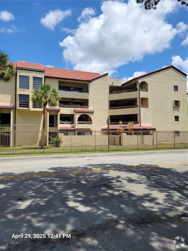 Building Photo - 8860 SW 123rd Ct Unit K405 Rental