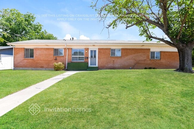 Building Photo - 202 Case St