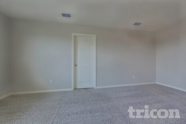 Photo - 227 Drifter Dr